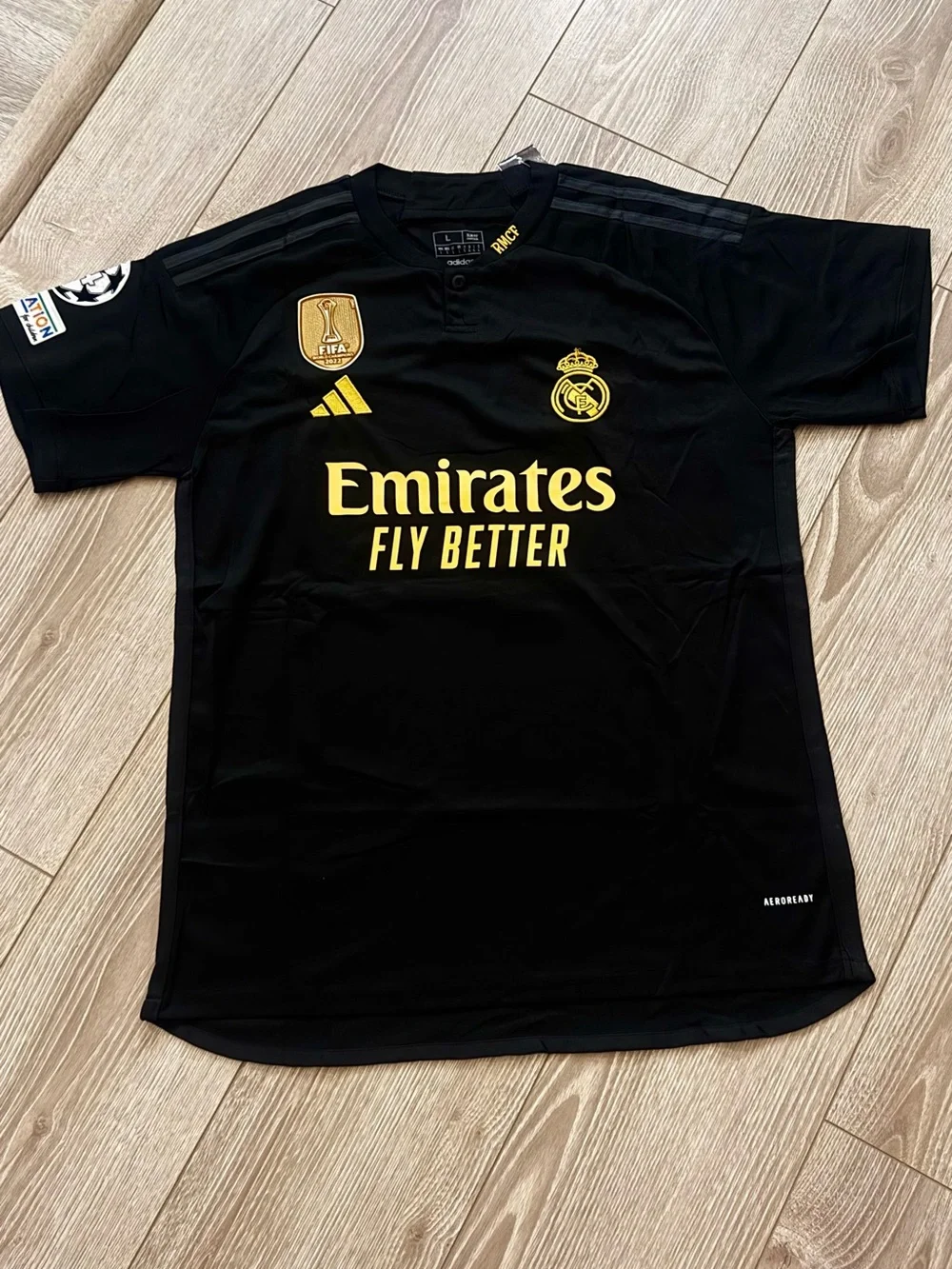Real Madrid #7 Vini Jr. Soccer Jersey – New with Tags